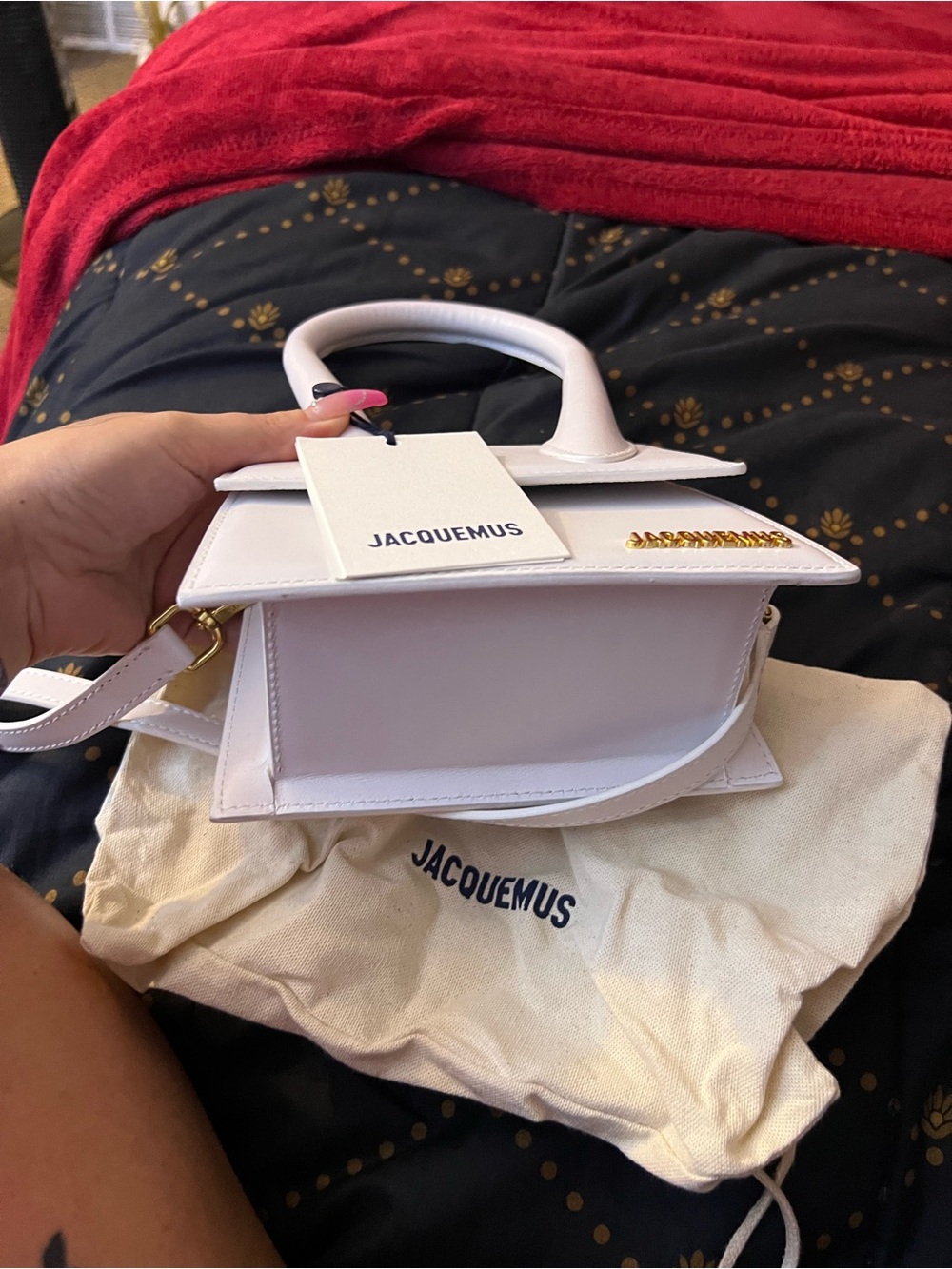 Jacquemus White Le Chiquito Mini Top-Handle Bag with Gold Logo - Picture 3 of 8